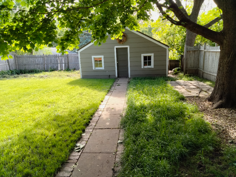 1463 Edgerton St - Photo 3 of 28