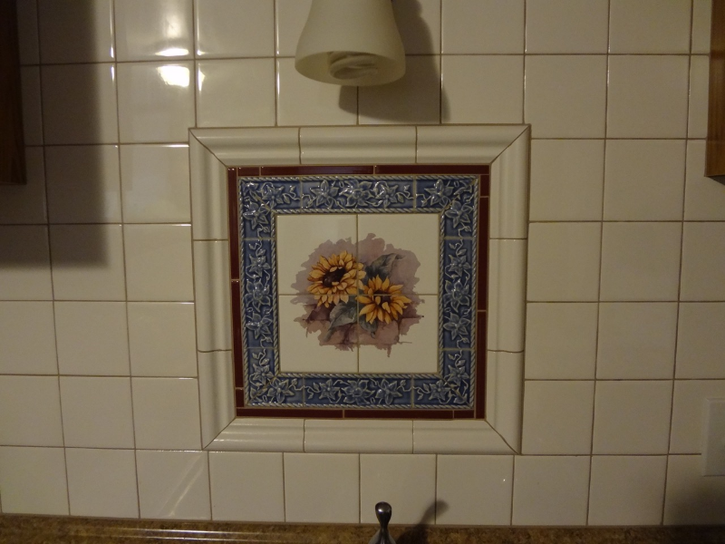 2859 N Fratney St - Photo 3 of 10