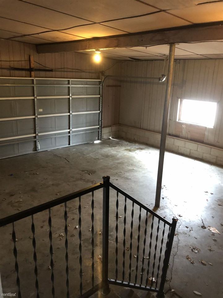 206 Springer Ave - Photo 2 of 12