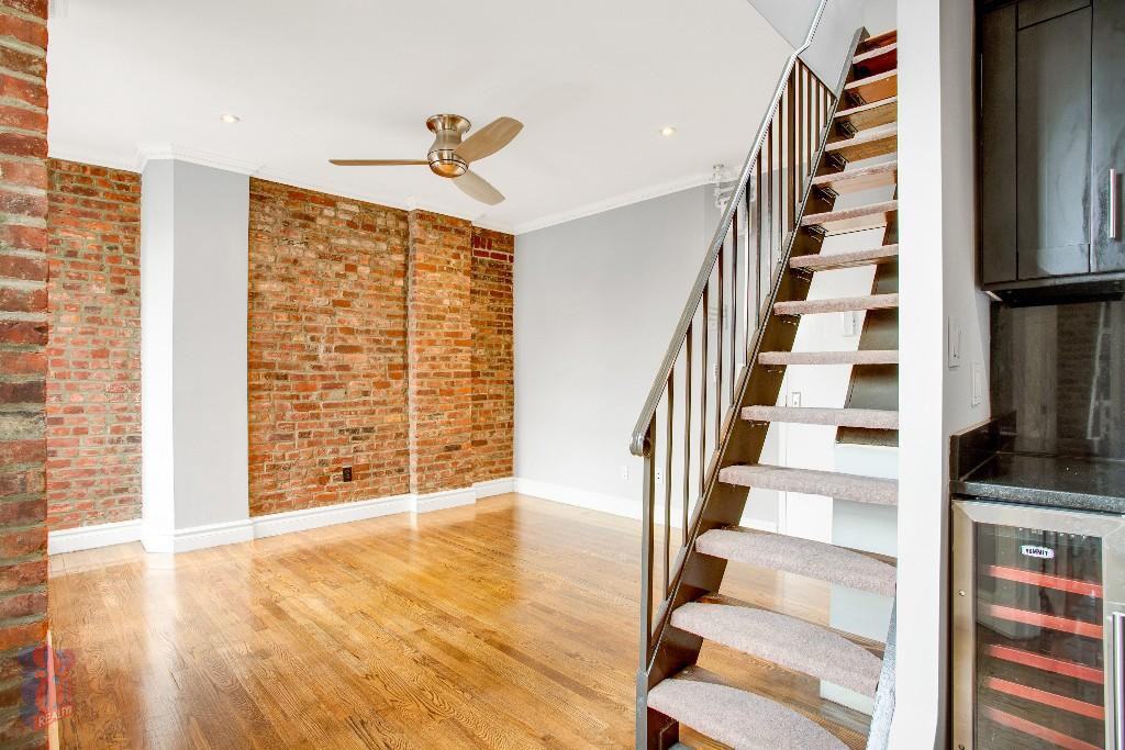 234 Mott St #21 - Photo 4 of 10