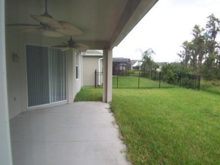 2976 White Cedar Cir - Photo 3 of 5