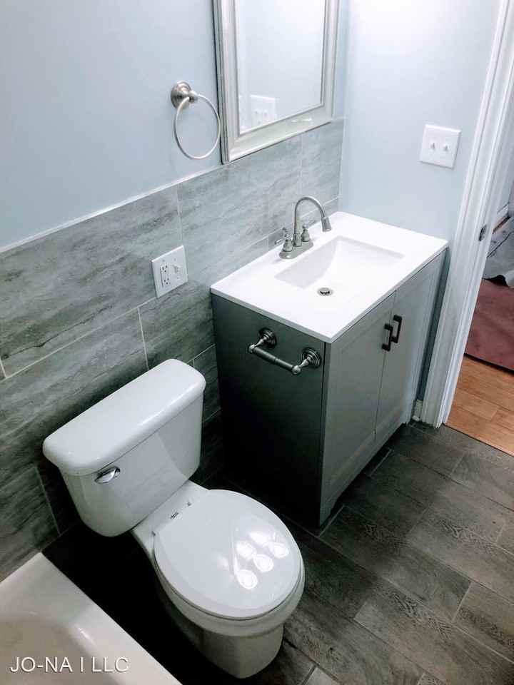 8357 S. Kerfoot Ave. - Photo 2 of 9