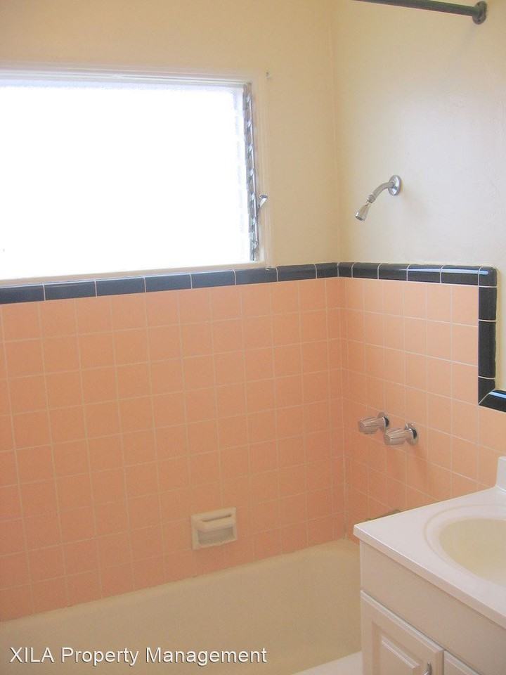 4234.5 Campus Avenue - Photo 2 of 9