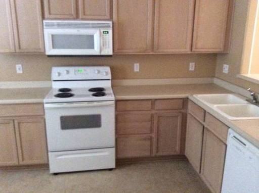 2842 Panzano Dr - Photo 2 of 4