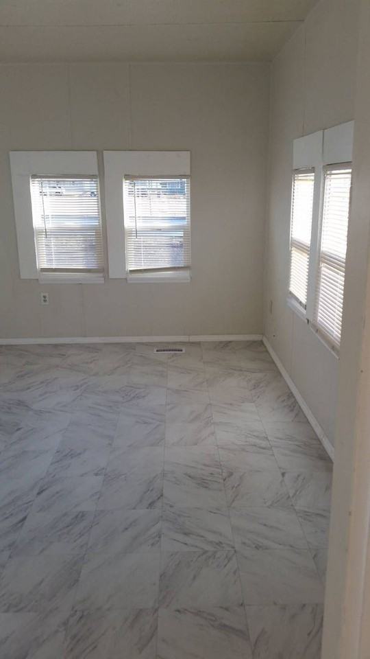 413 S County Rd - Photo 2 of 14