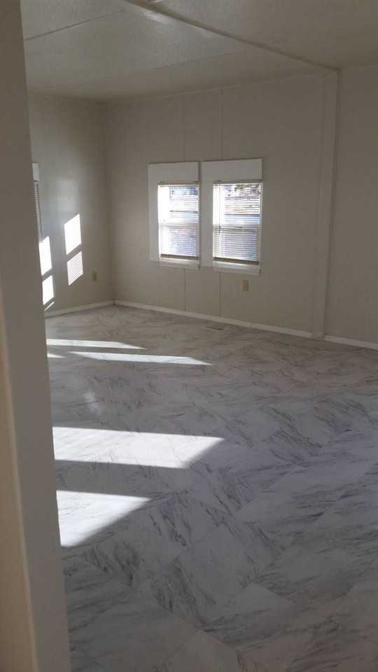 413 S County Rd - Photo 3 of 14