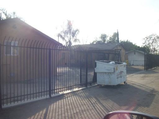 632 28th St - Photo 2 of 3