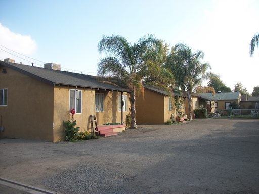 632 28th St - Photo 3 of 3