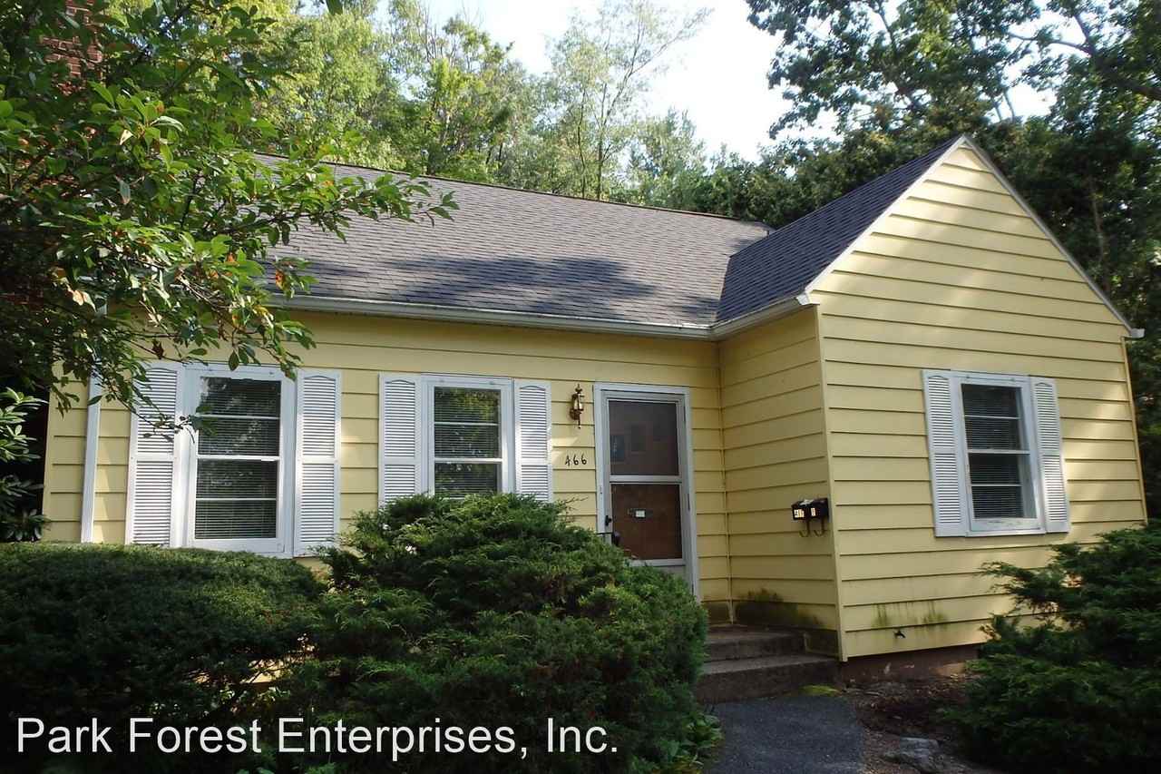 466 Martin Terrace - Photo 2 of 10