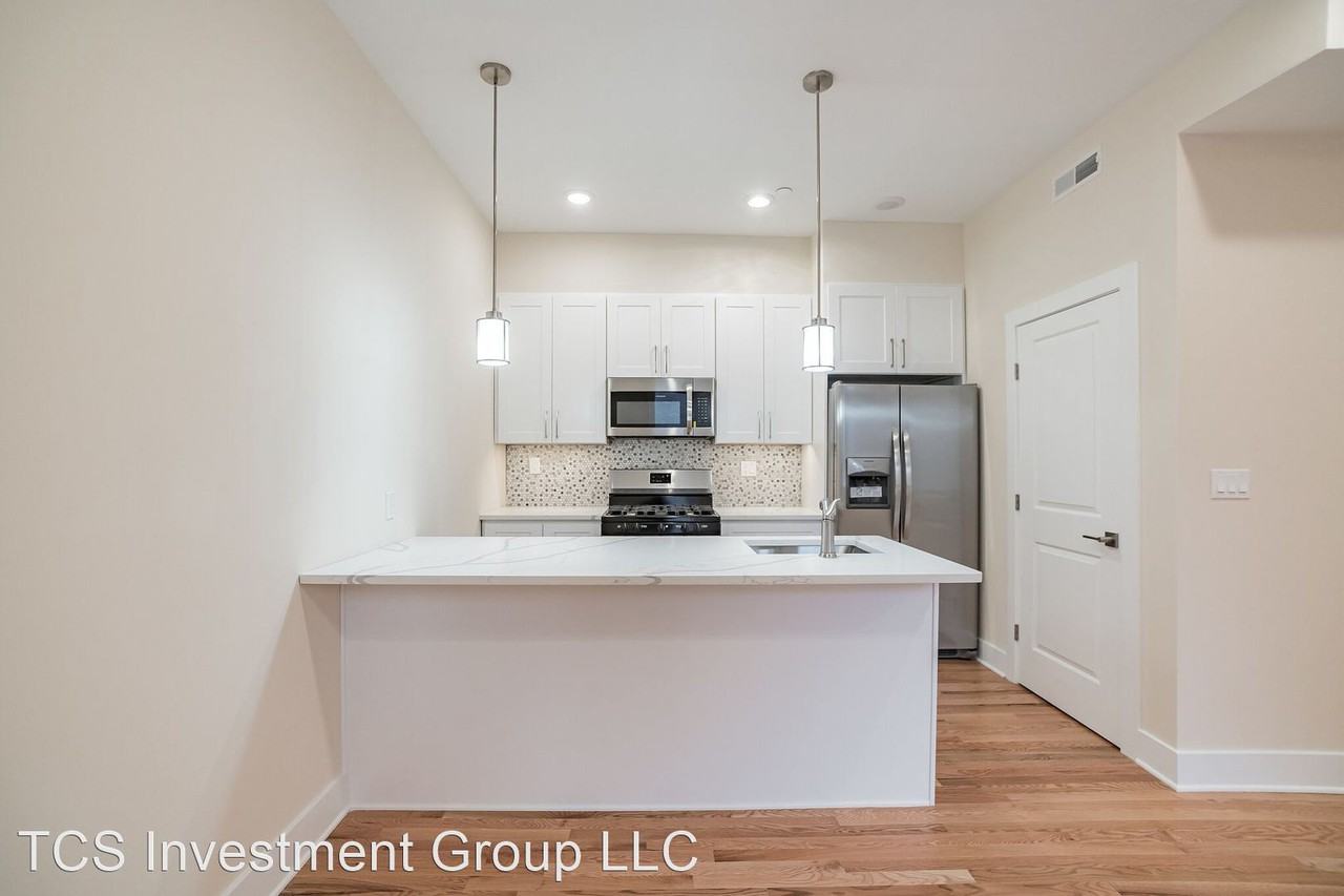 915-917 N 19th St - Photo 3 of 30