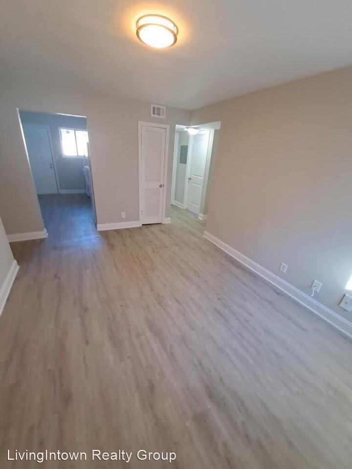 2129 MLK Jr Drive SW - Photo 3 of 15