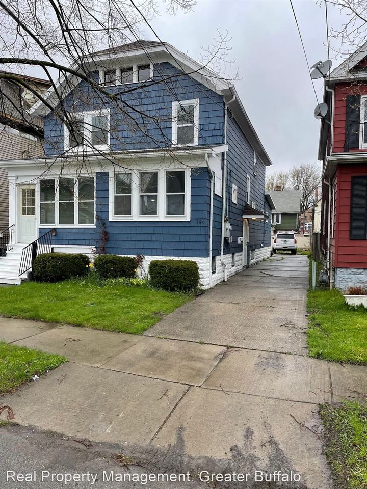 Great 2 BR Upper Very Quiet 164 W Woodside Ave, Buffalo, NY 14220