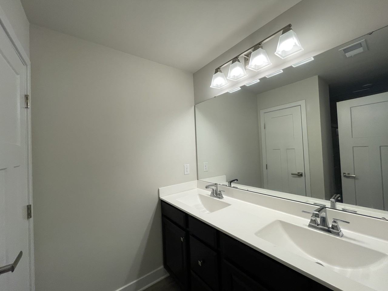 121 Grand Palm Ln - Photo 5 of 13