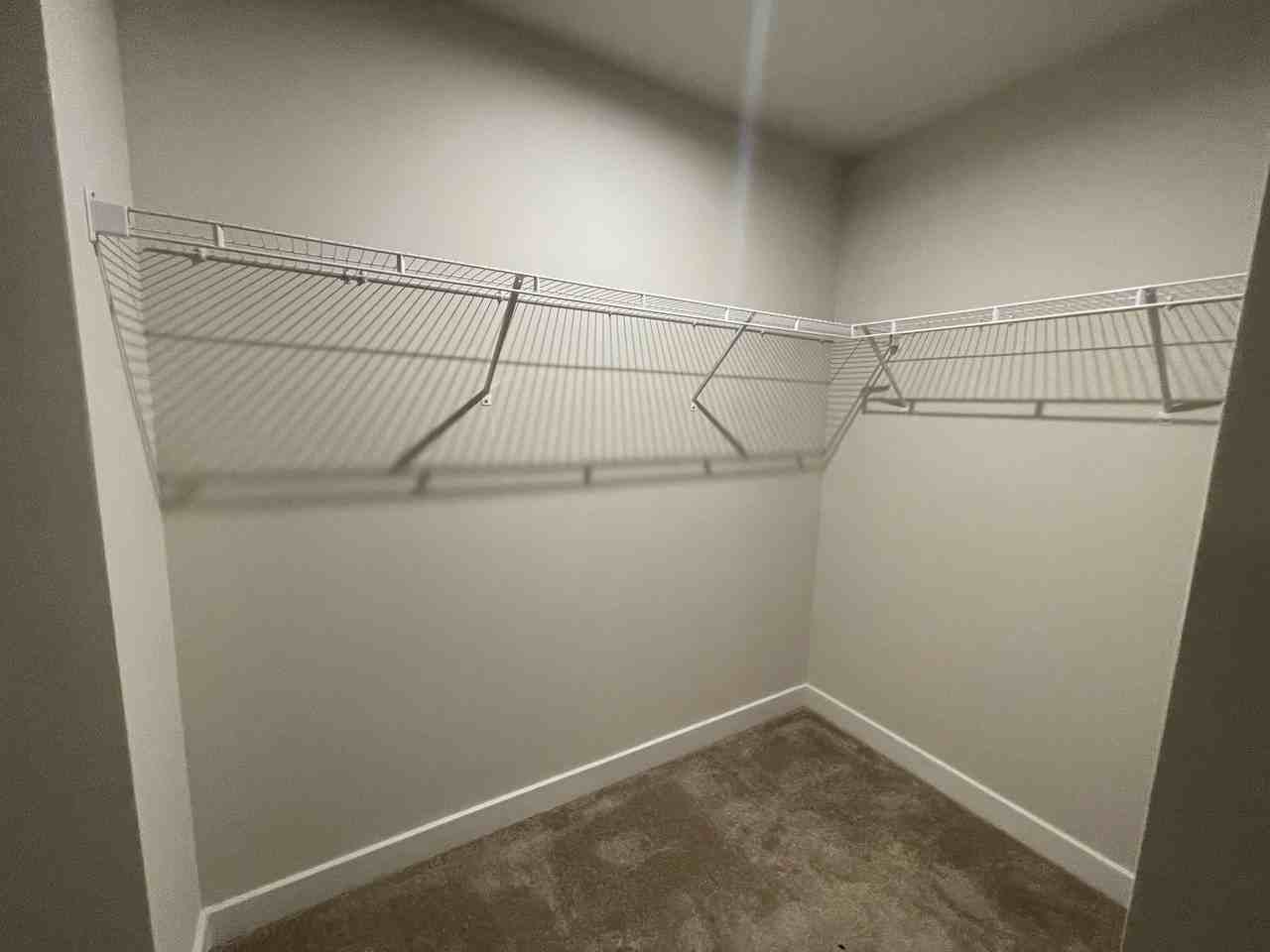 121 Grand Palm Ln - Photo 7 of 13