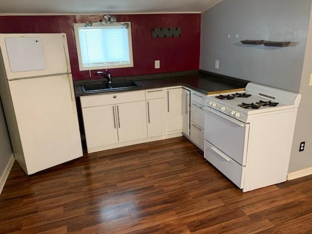 2643 E Division St - Photo 2 of 2