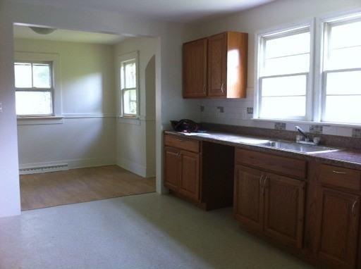 1255 Waughtown St - Photo 3 of 6