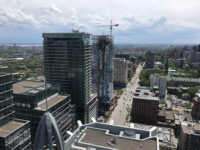 1155 Rue De La Montagne #3607