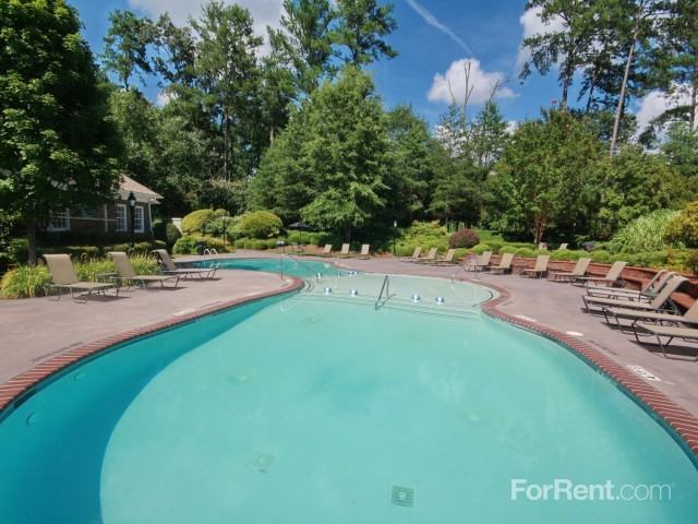 Columns at Killian Hill - Photo 2 of 34