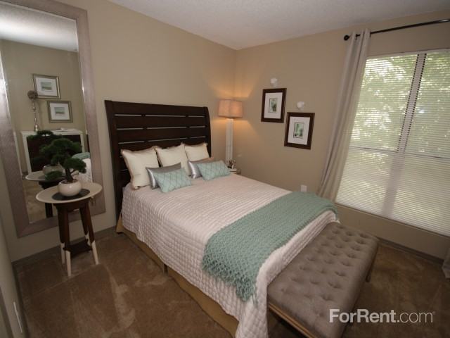 Grove Point Apartments - Photo 2 of 22