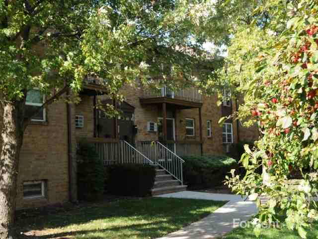 Florida Grove Manor - Photo 2 of 8