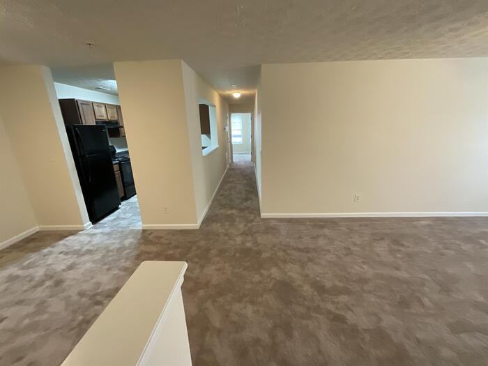 1202 Fairington Club Dr #1 - Photo 3 of 42
