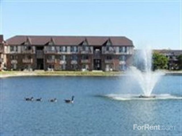 Scarborough Lake - Photo 3 of 36