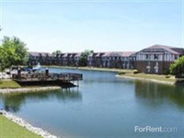 Scarborough Lake - Photo 2 of 36