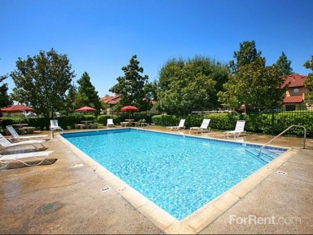 Sunridge Pines Townhomes - Photo 3 of 35