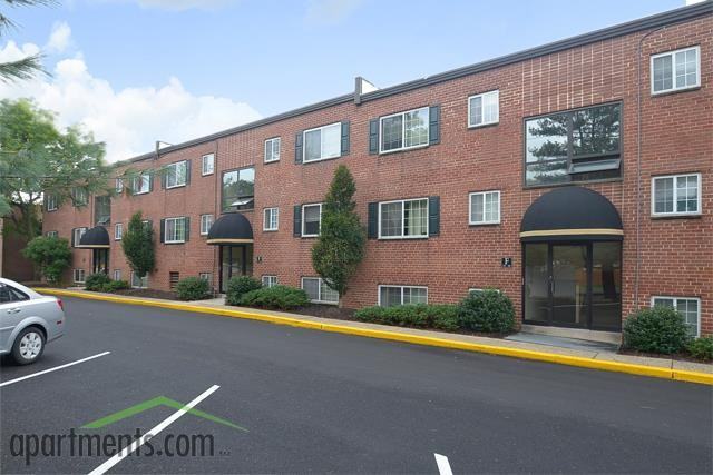 Coventry Place Apartments - Photo 2 of 8