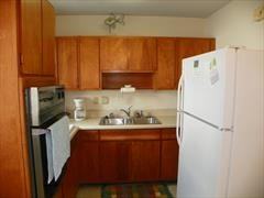 410 S Polk Dr - Photo 3 of 8