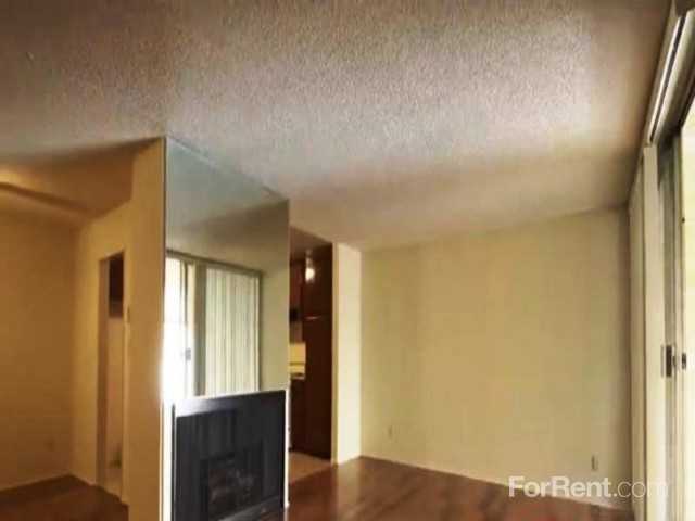 Madre Del Mar Apartments - Photo 2 of 9