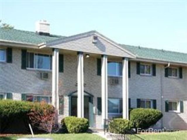 Arbor Hills Apartments - Photo 2 of 13