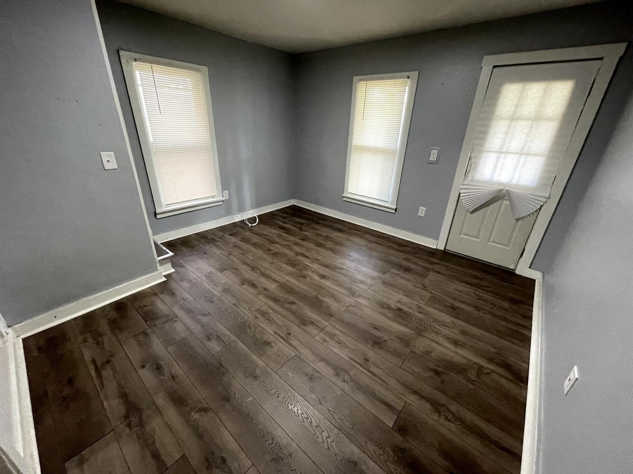 143 W Chestnut St #143 - Photo 2 of 12