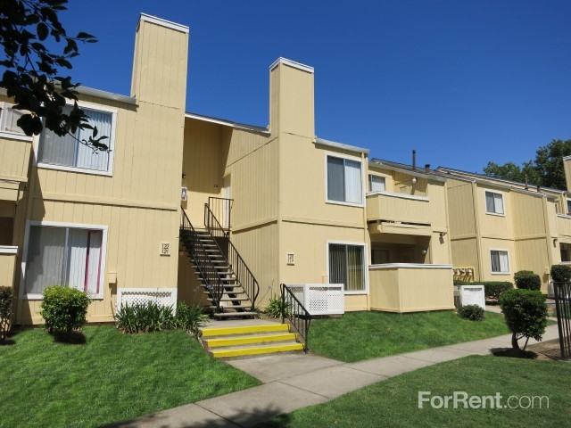 Sierra Ridge - Photo 2 of 11