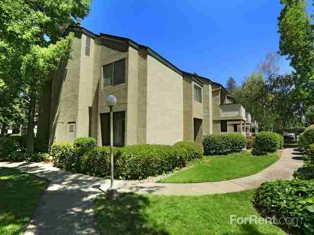 Rosemont Park - Photo 2 of 18