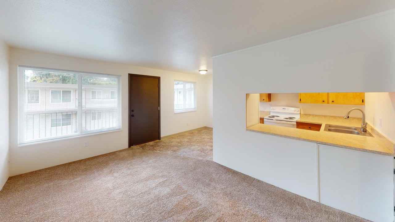 Largo Vista Apartments - Photo 4 of 34