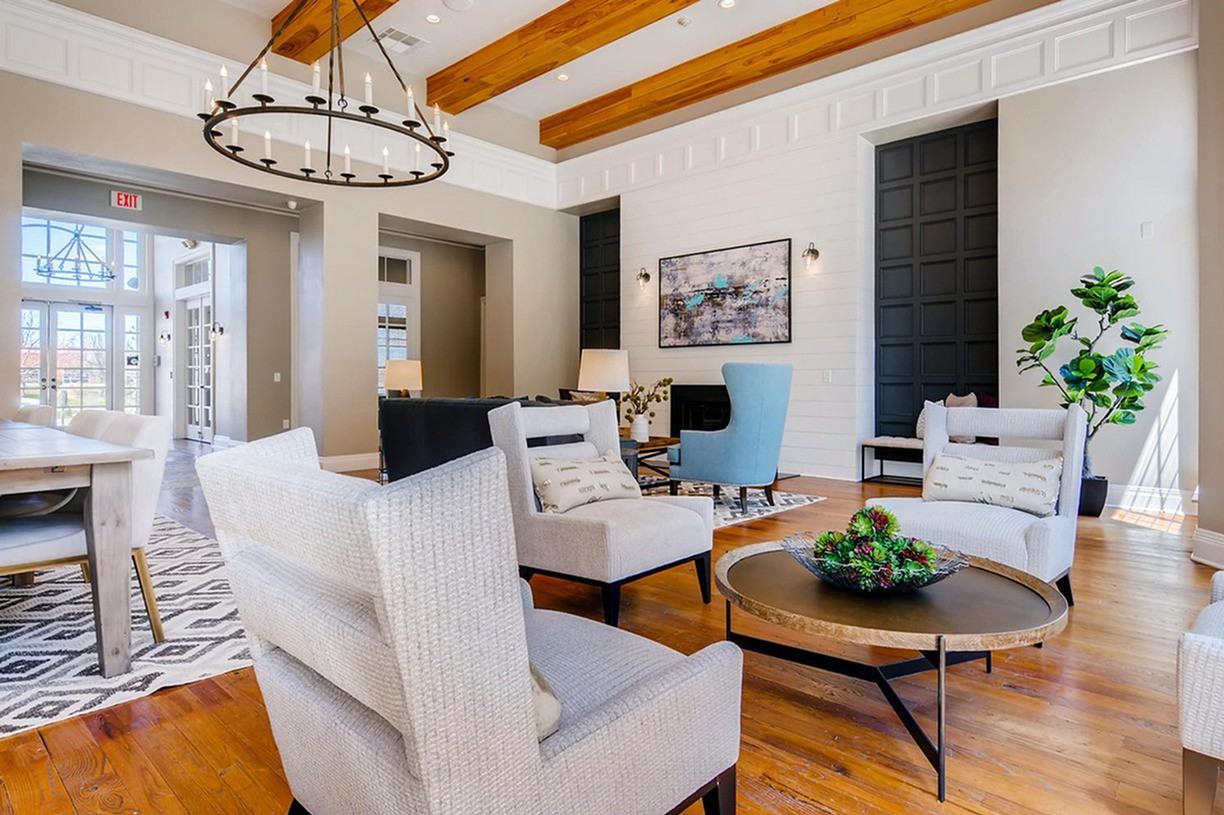 Retreat at City Center - Photo 4 of 37