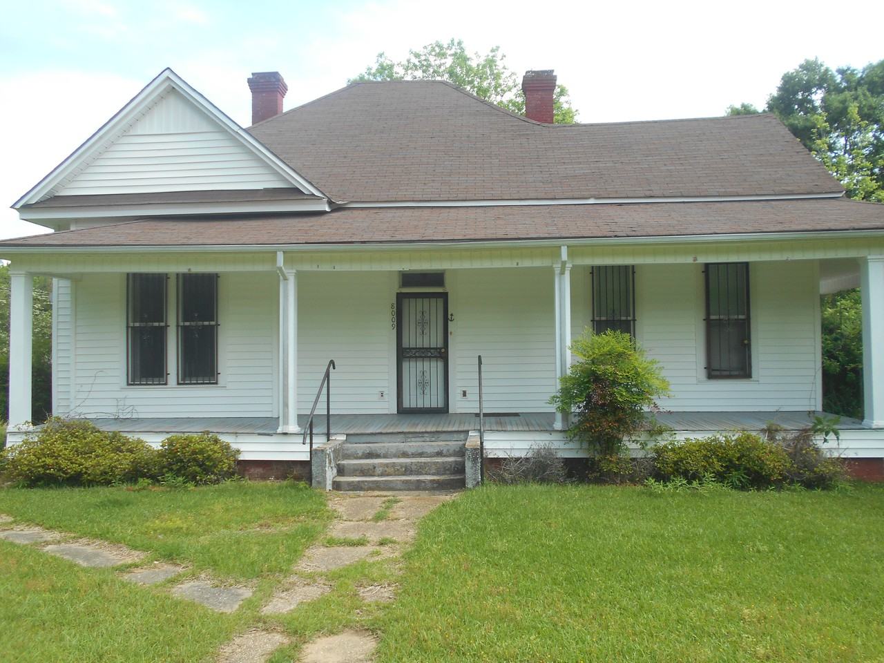 8009 McComb Holmesville Road - Photo 2 of 15