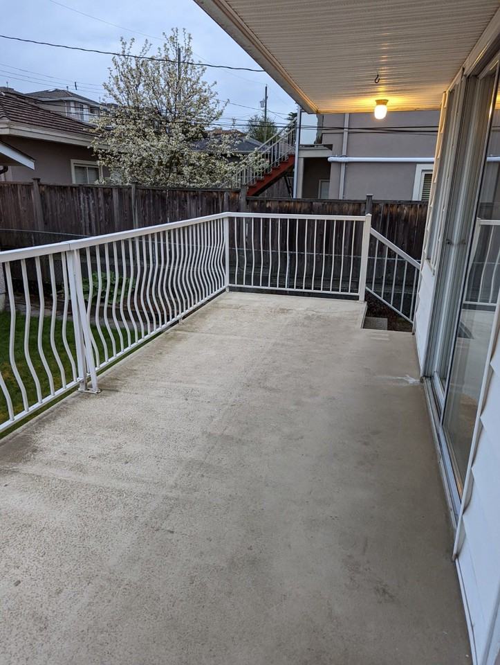 1523 Rosser Avenue - Photo 3 of 6