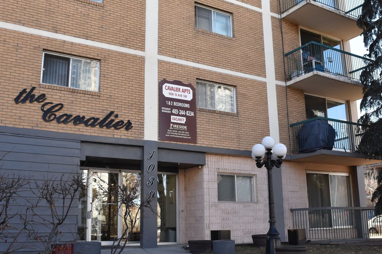Cavalier Apartments 1039 13 Ave Sw, Calgary, AB T2R 0L5 Zumper