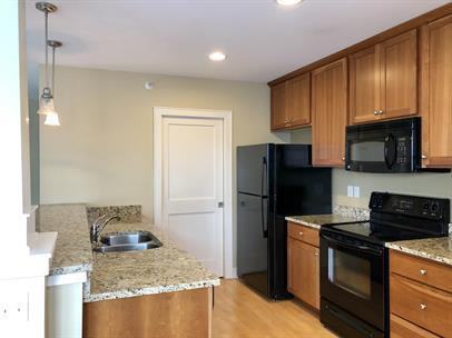 1806 N Warren Ave #1806-102 - Photo 2 of 18