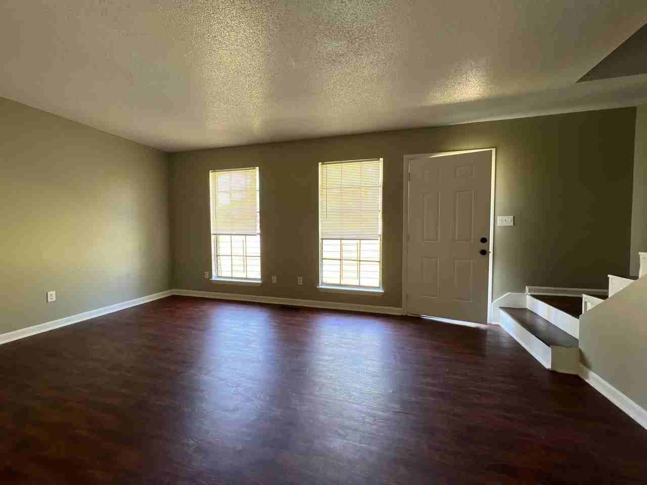 1717 6th Pl Nw #1 - Photo 3 of 10