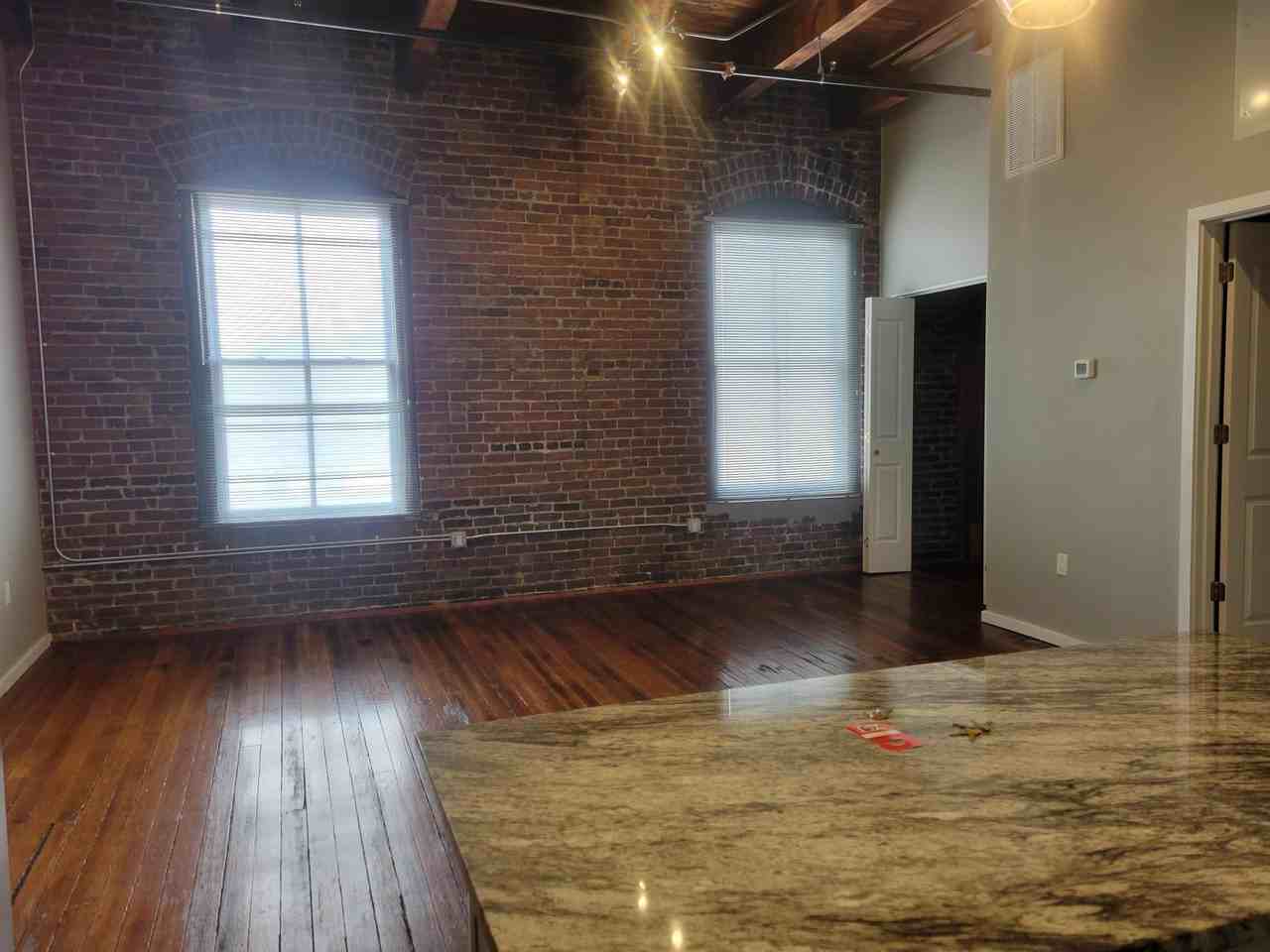 116 N 5th St #309 - Photo 7 of 13