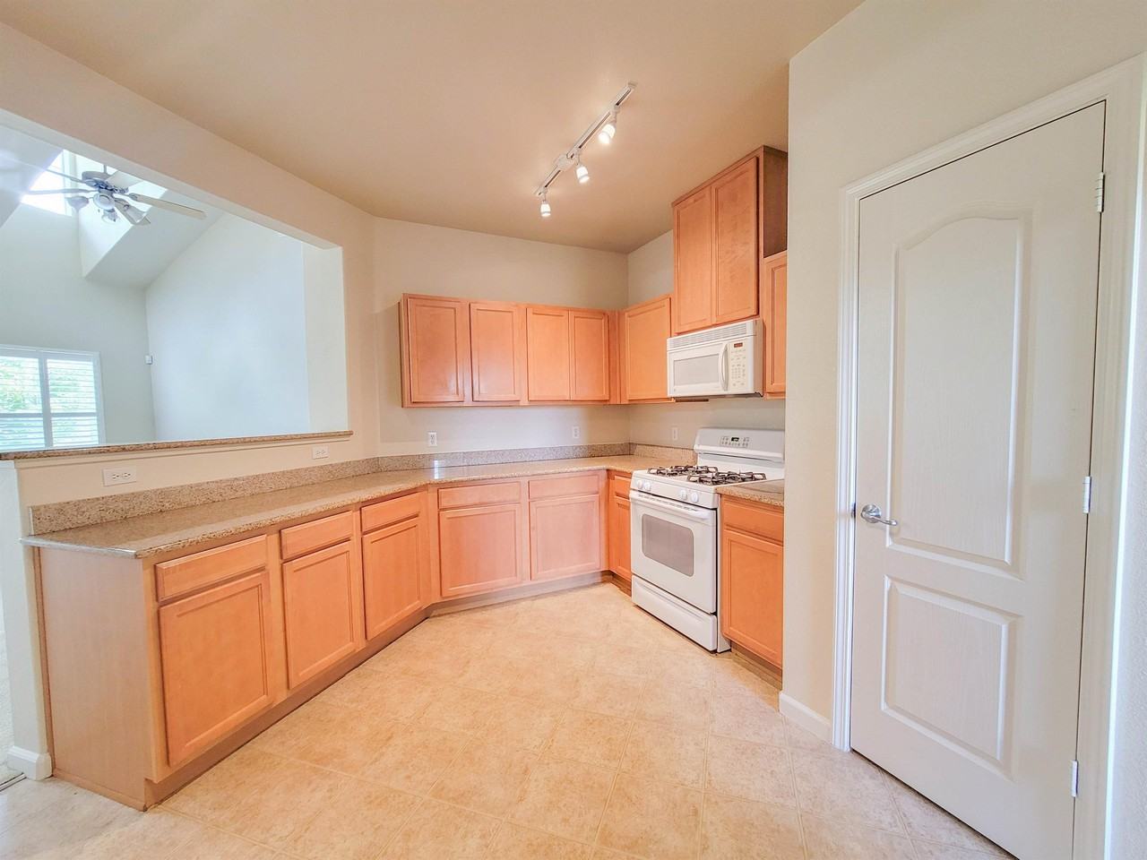 5506 Tares Cir #1 - Photo 6 of 12