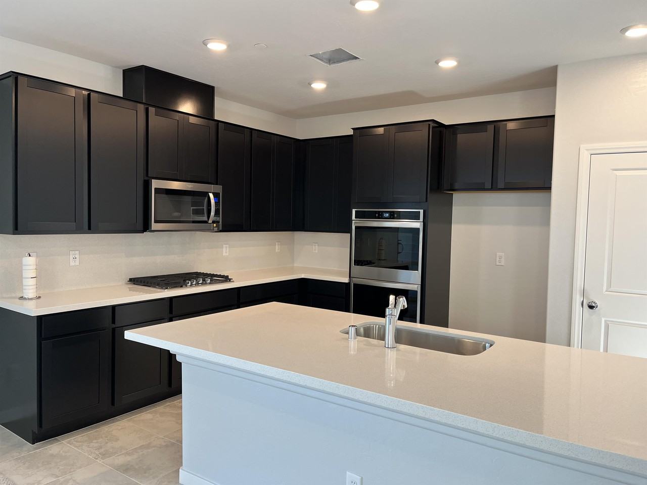 396 Purple Sandpiper St #1 - Photo 4 of 32