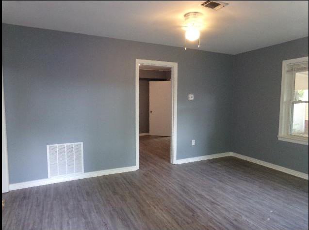 709 Hill St - Photo 5 of 10