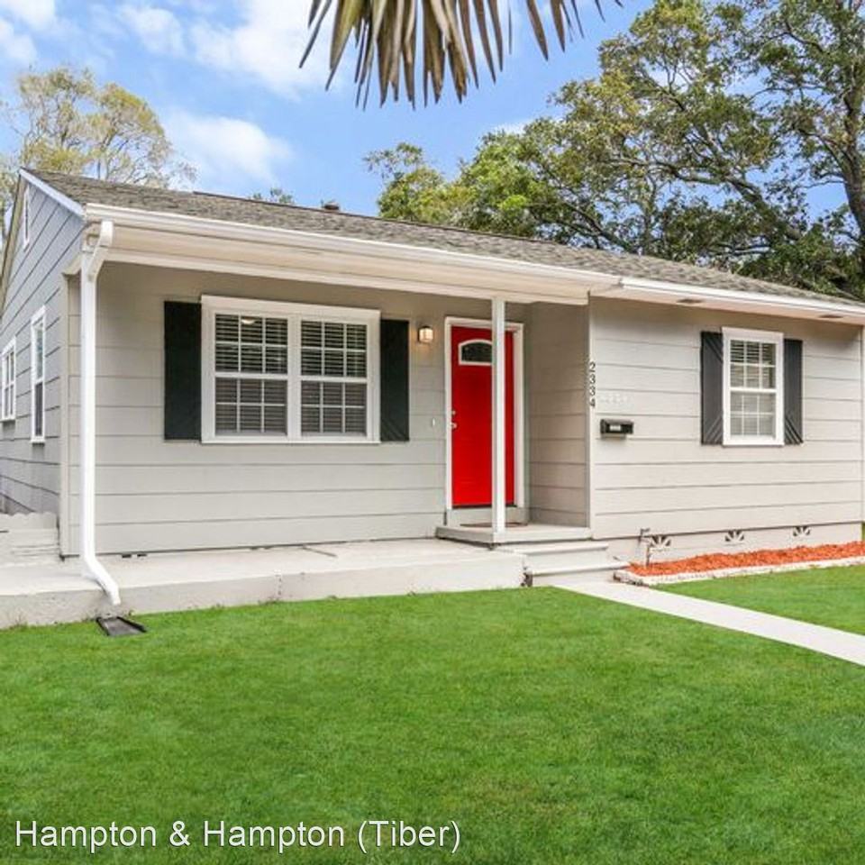 2334 Auburn St S - Photo 3 of 24