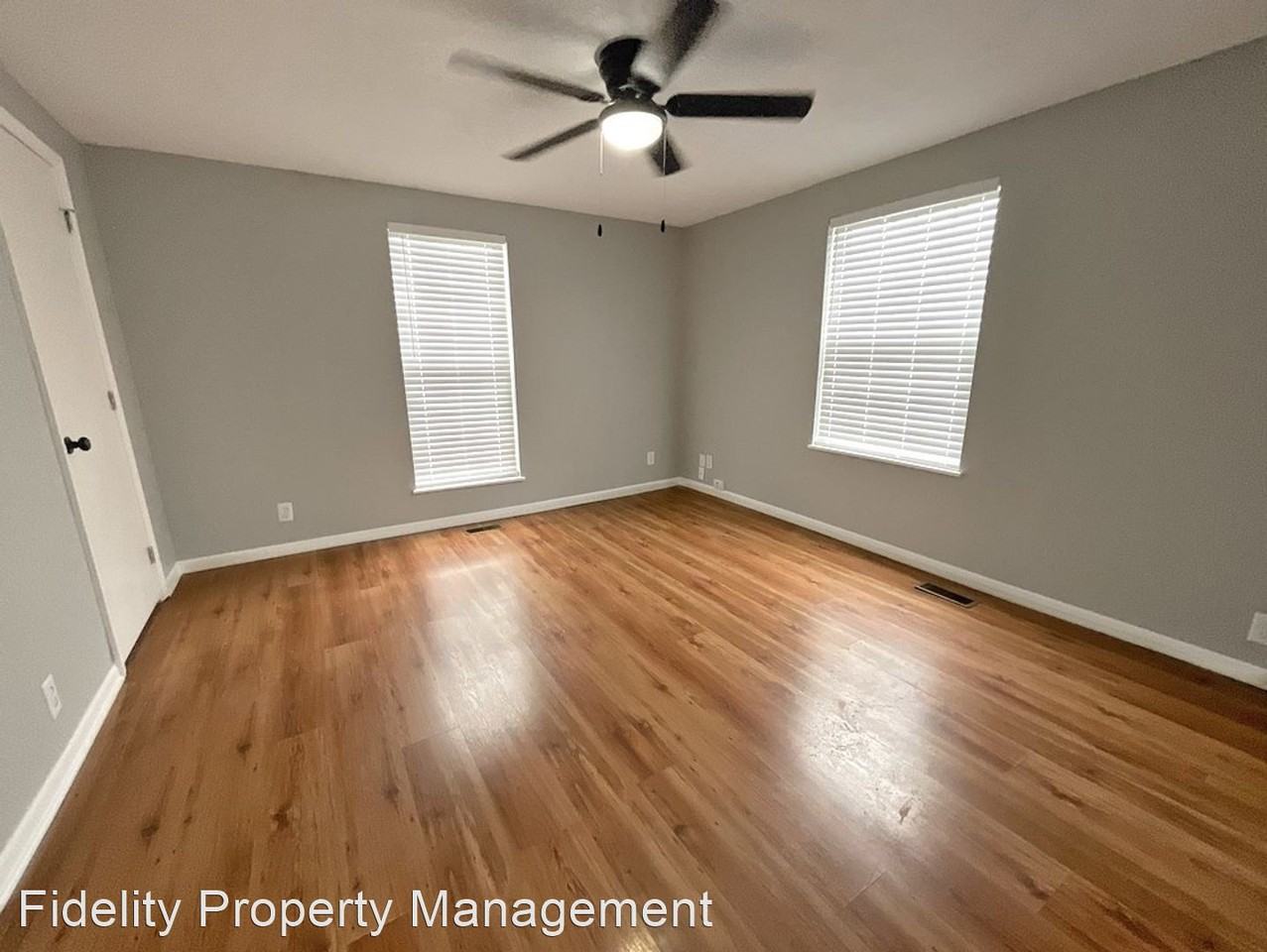 1324 W Walnut St - Photo 3 of 10