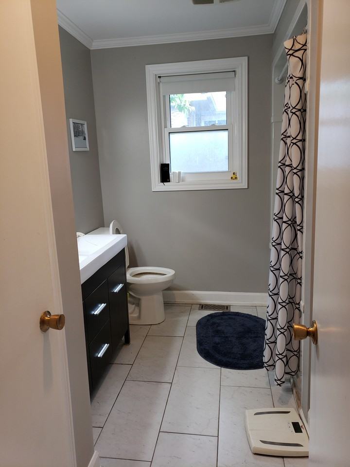 244 St Vincent St - Photo 3 of 40