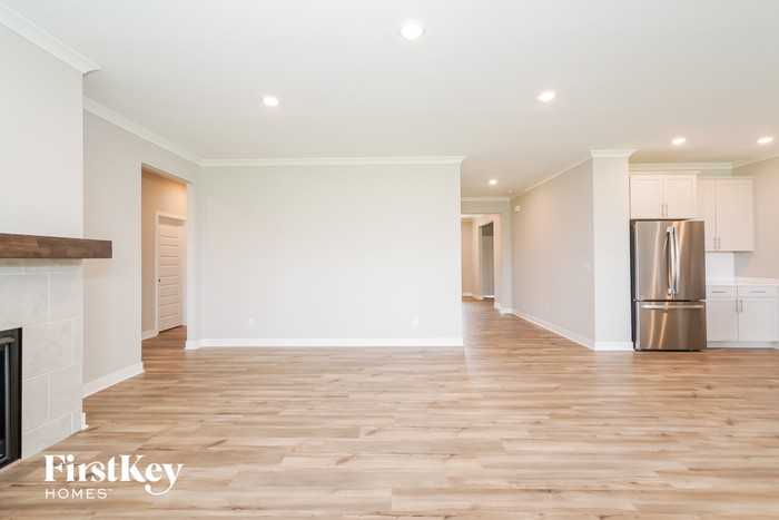 3602 Chalmers Dr - Photo 2 of 15